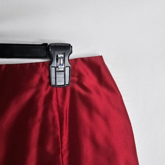 Vtg BERGDORF GOODMAN CARMEN MARC VALVO Straight Satin Skirt RED size 6 Preppy - Picture 3 of 8